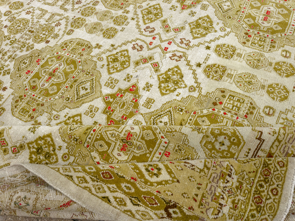 Vintage Turkish Anatolian Room Size Carpet, No.33681 - Gss