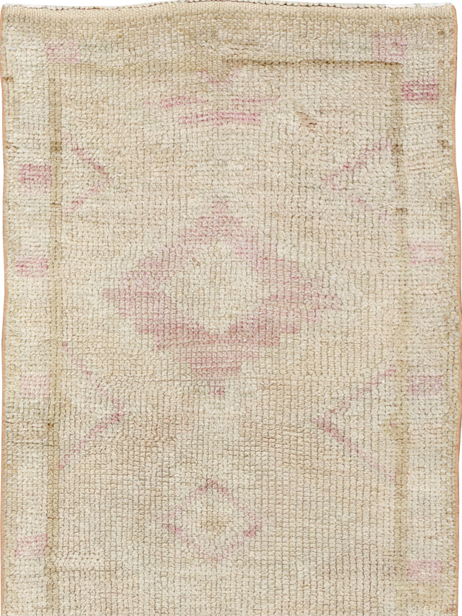 Vintage Turkish Anatolian Runner, No.33682 - Gss