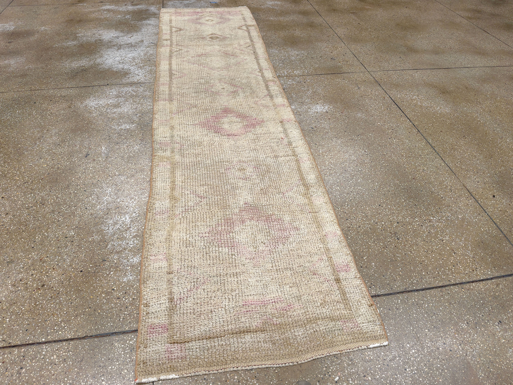 Vintage Turkish Anatolian Runner, No.33682 - Gss