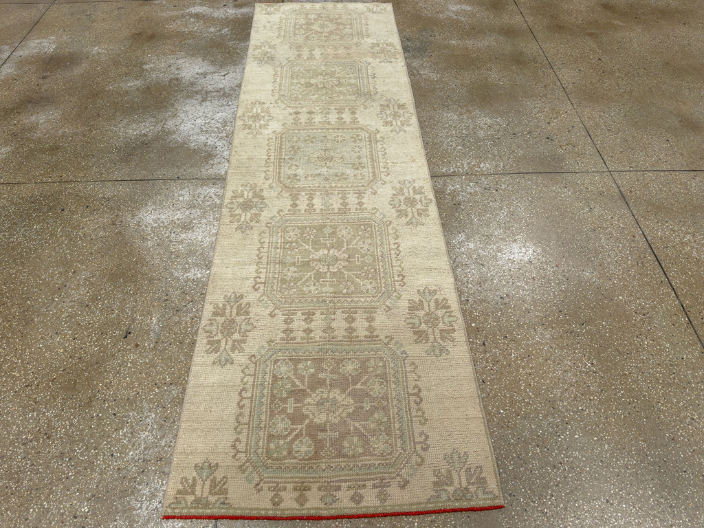 Vintage Turkish Anatolian Runner, No.33683 - Gss