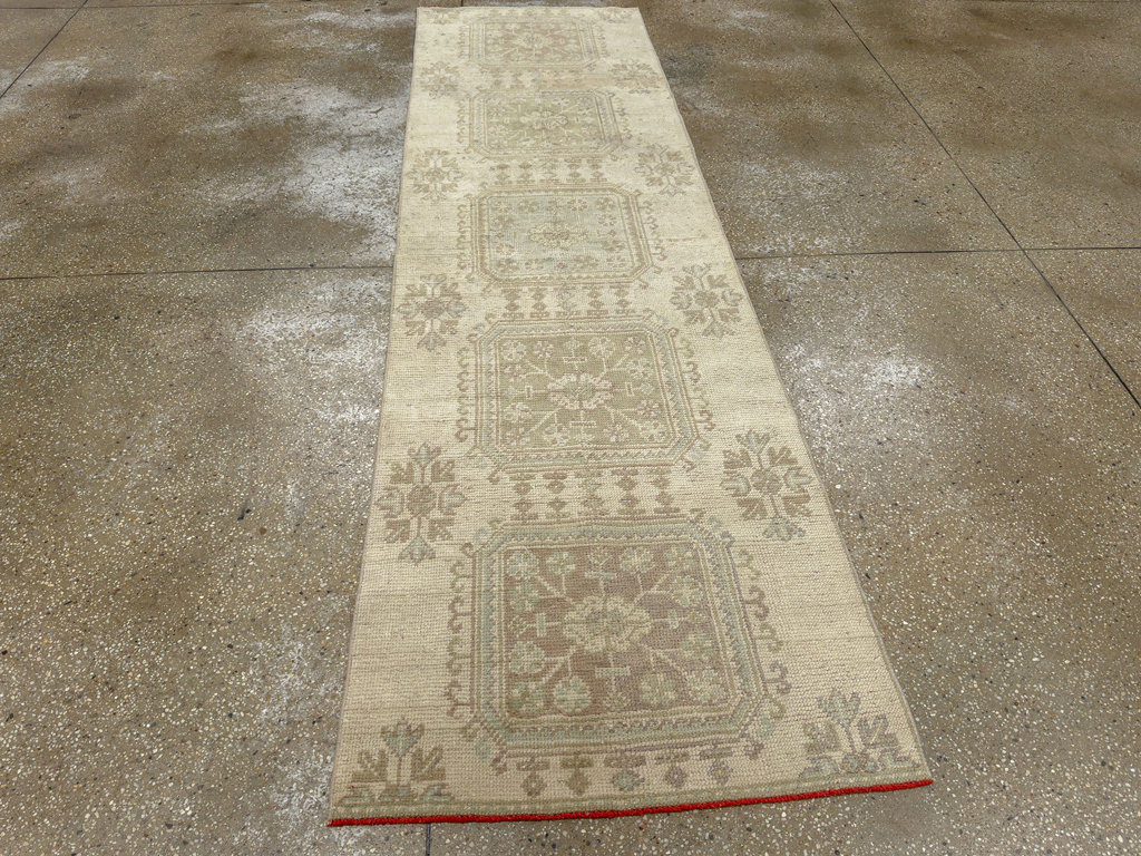 Vintage Turkish Anatolian Runner, No.33683 - Gss