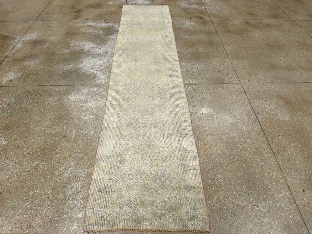 Vintage Turkish Anatolian Runner, No.33684 - Gss