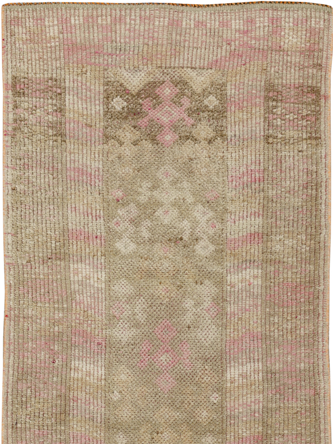 Vintage Turkish Anatolian Runner, No.33686 - Gss