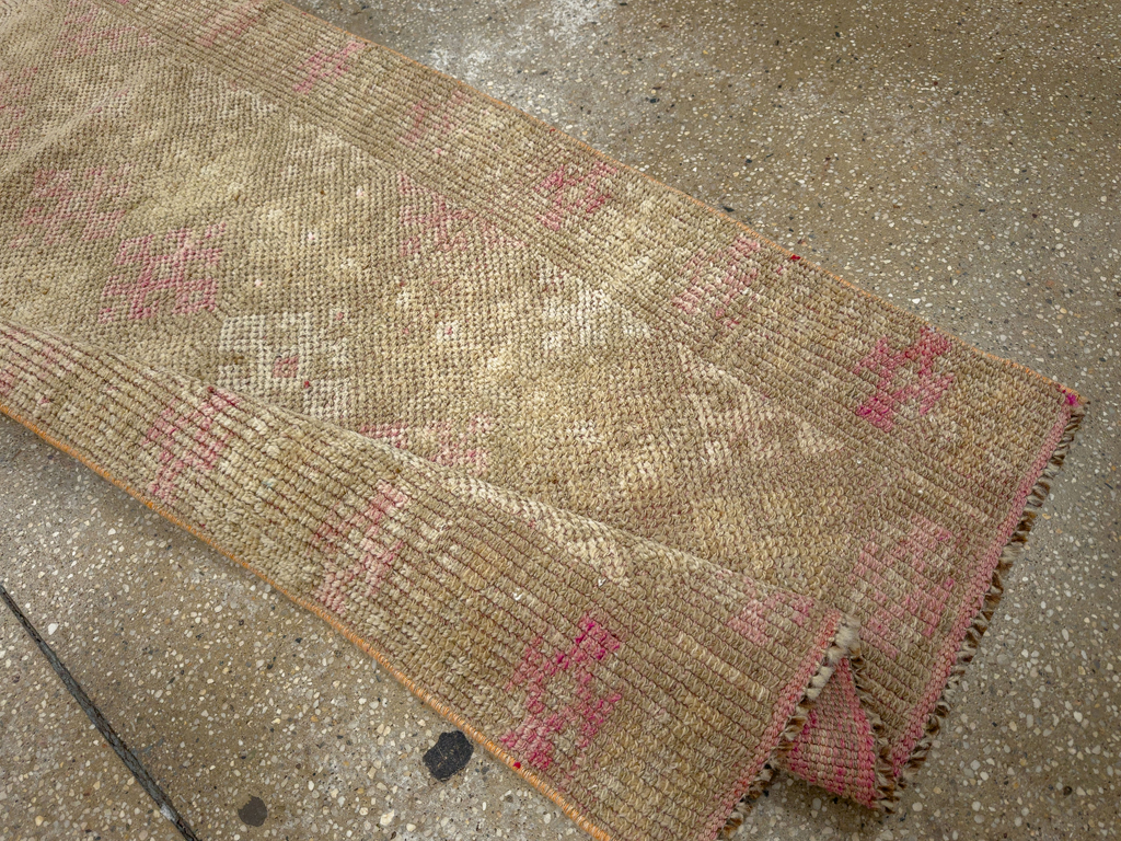Vintage Turkish Anatolian Runner, No.33686 - Gss