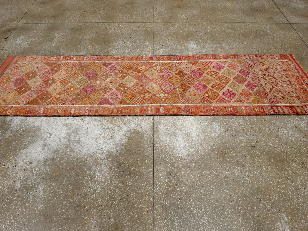 Vintage Turkish Anatolian Runner, No.33688 - Gss
