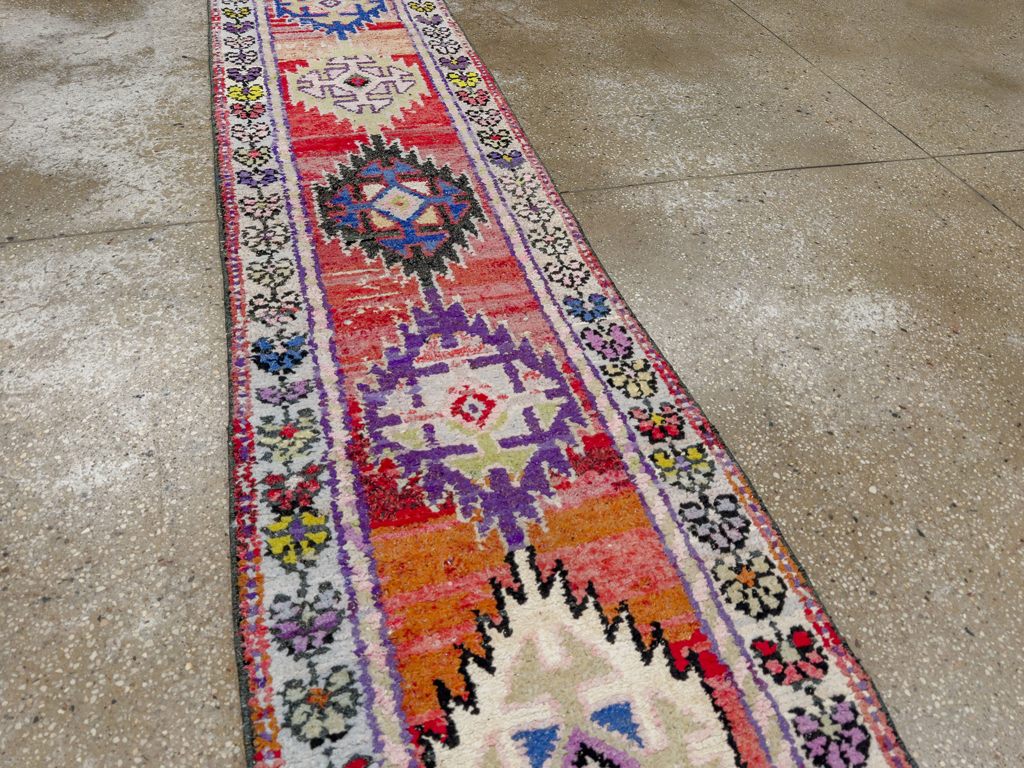 Vintage Turkish Anatolian Runner, No.33694 - Gss