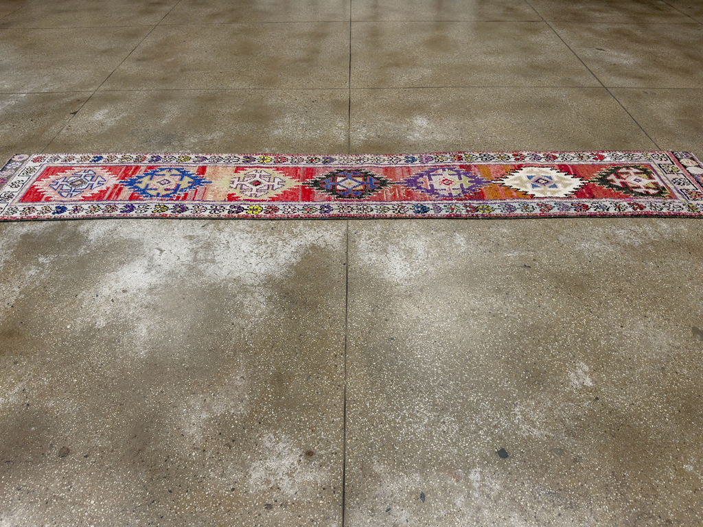 Vintage Turkish Anatolian Runner, No.33694 - Gss