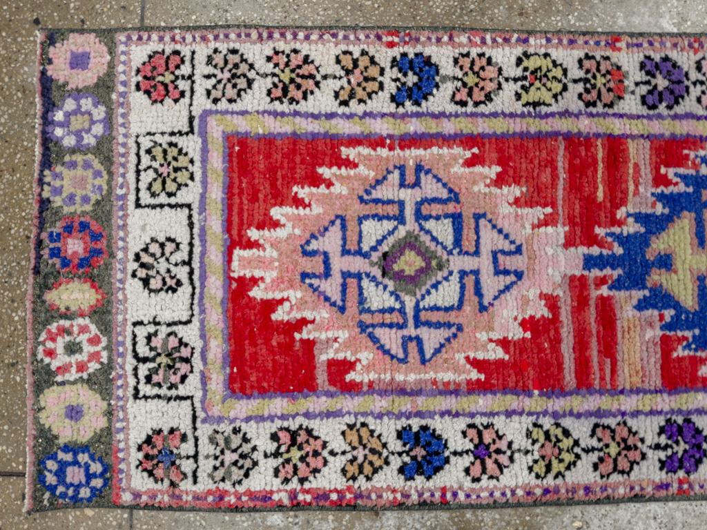 Vintage Turkish Anatolian Runner, No.33694 - Gss