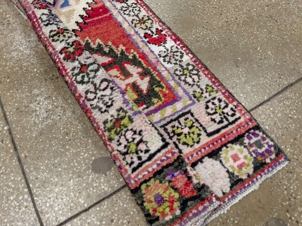 Vintage Turkish Anatolian Runner, No.33694 - Gss