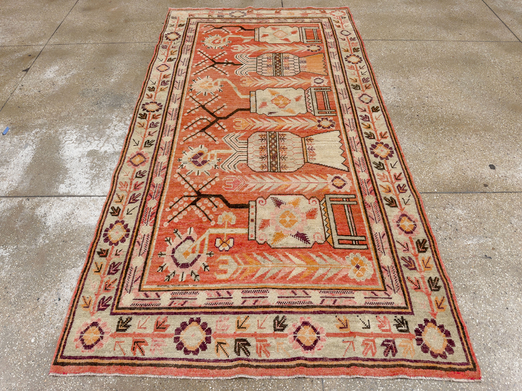 Vintage East Turkestan Pictorial Vase Khotan Rug, No.33698 - Gss