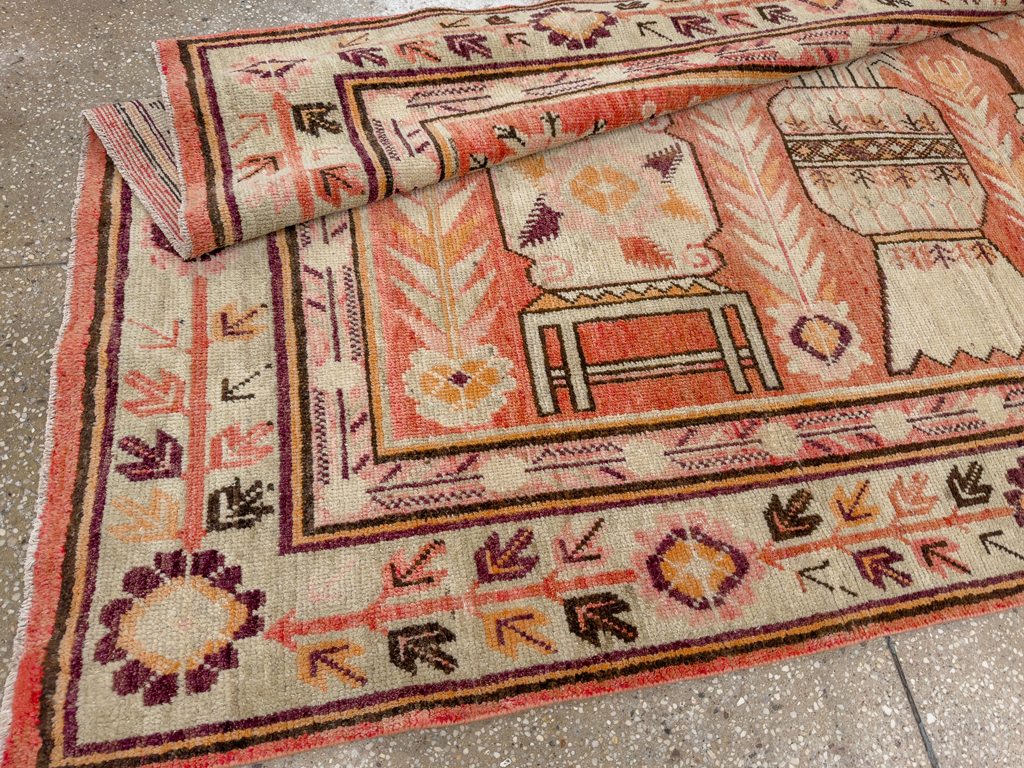 Vintage East Turkestan Pictorial Vase Khotan Rug, No.33698 - Gss