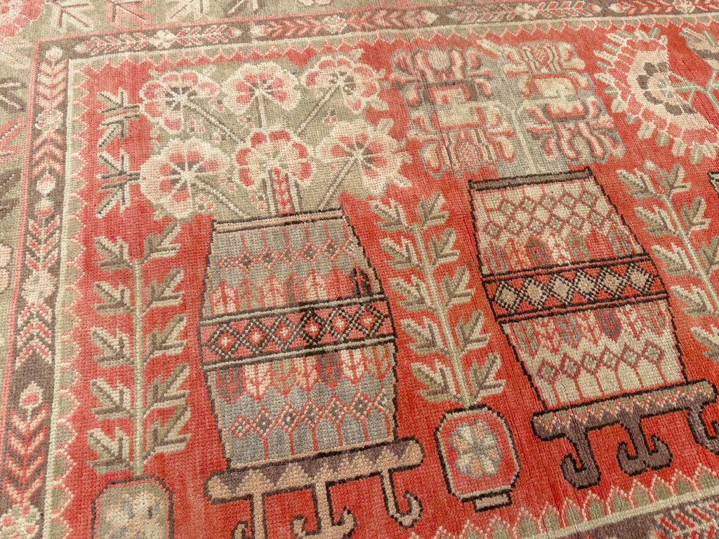 Antique East Turkestan Pictorial Vase Khotan Rug, No.33699 - Gss