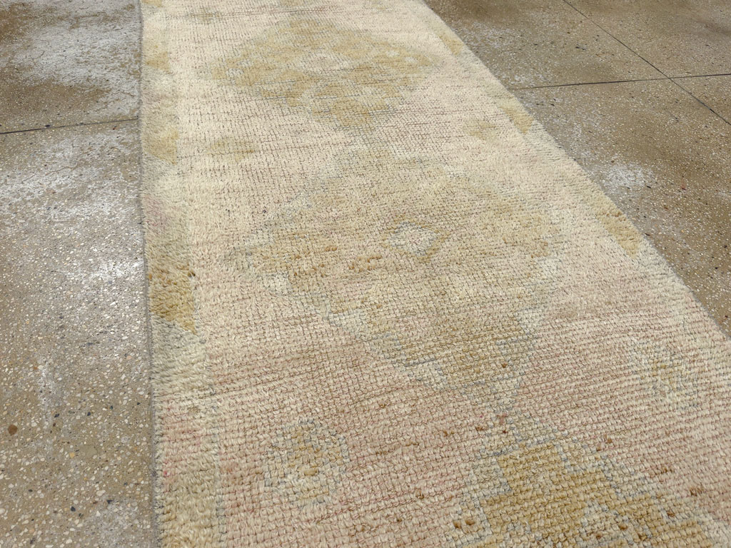 Vintage Turkish Anatolian Runner, No.33700 - Gss
