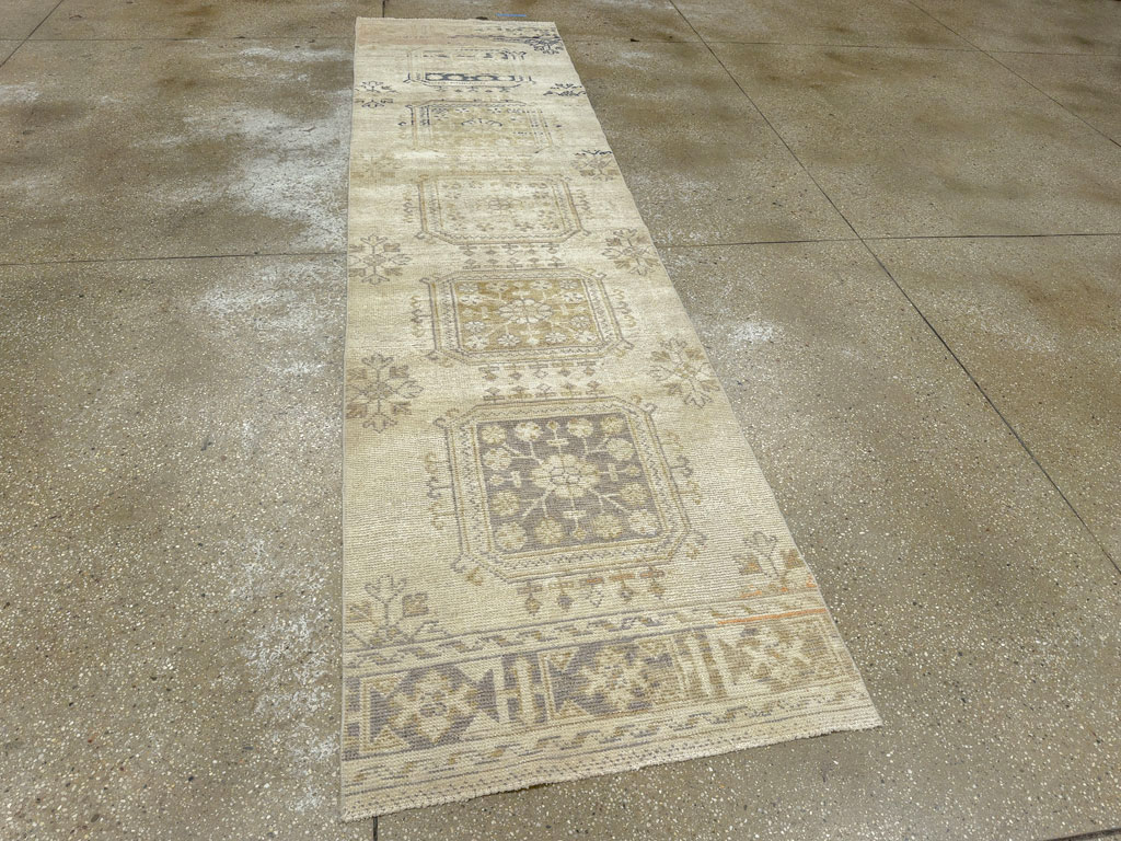 Vintage Turkish Anatolian Runner, No.33702 - Gss