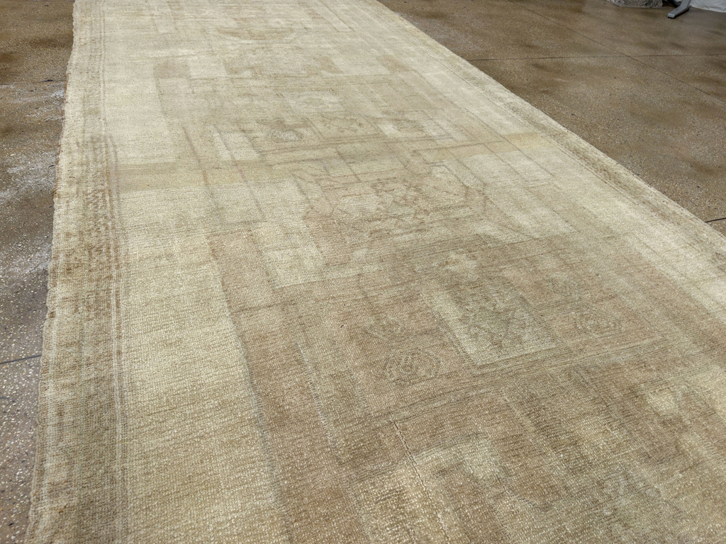 Vintage Turkish Anatolian Wide Gallery Runner, No.33706 - Gss