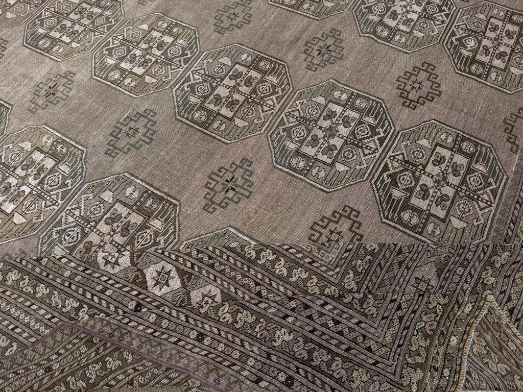 Vintage Central Asian Turkoman Room Size Carpet, No.33708 - Gss