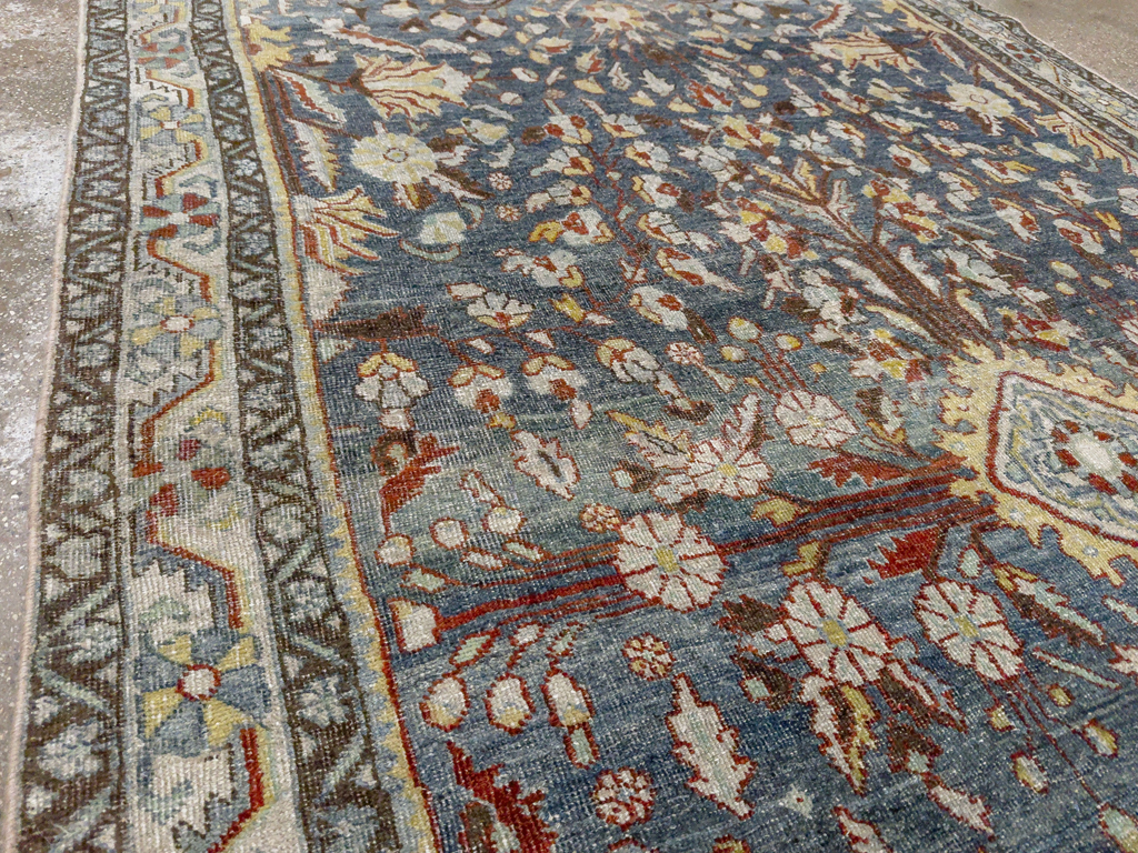 Antique Persian Mahal Gallery Carpet, No.33709 - Gss