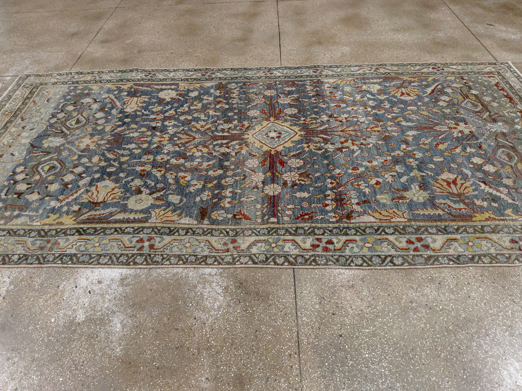 Antique Persian Mahal Gallery Carpet, No.33709 - Gss