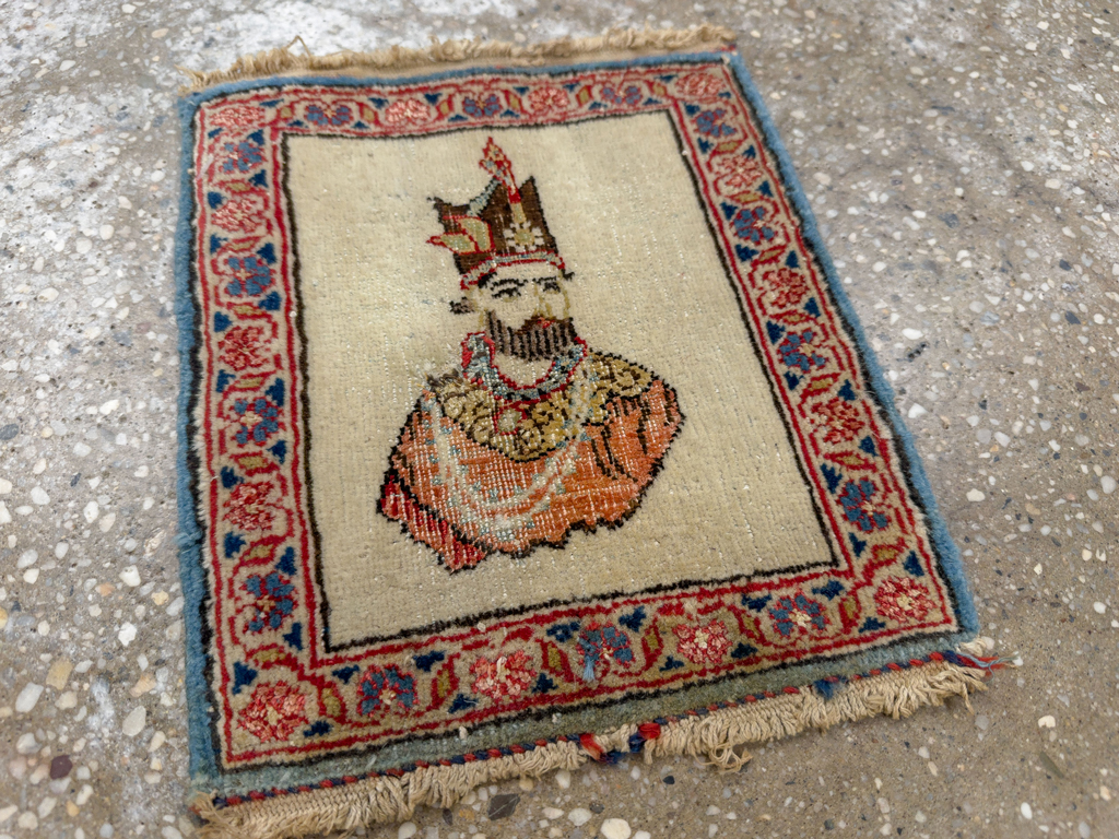 Antique Persian Kashan Pictorial Rug, No.33722 - Gss