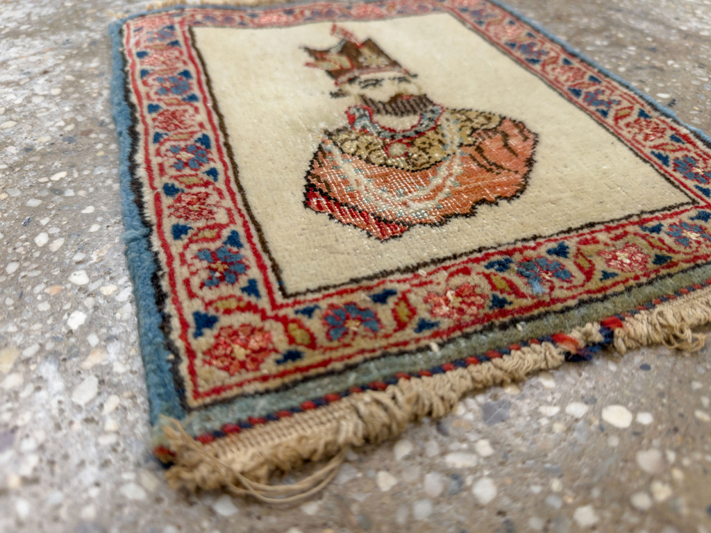 Antique Persian Kashan Pictorial Rug, No.33722 - Gss