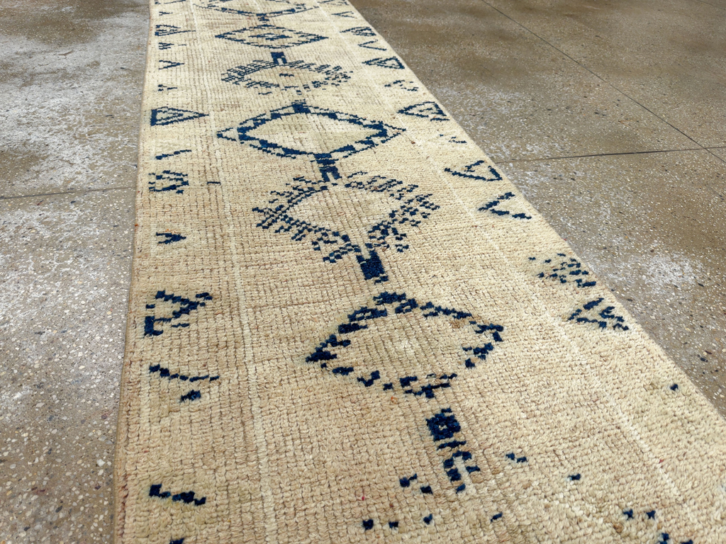 Vintage Turkish Anatolian Runner, No.33723 - Gss