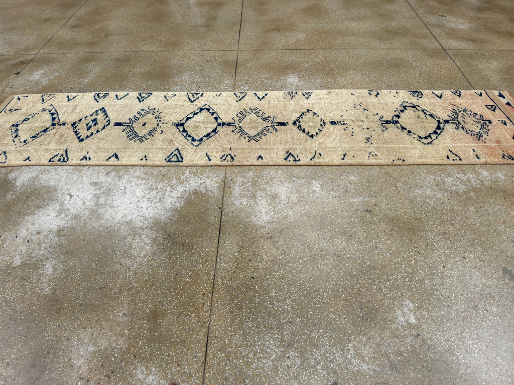 Vintage Turkish Anatolian Runner, No.33723 - Gss