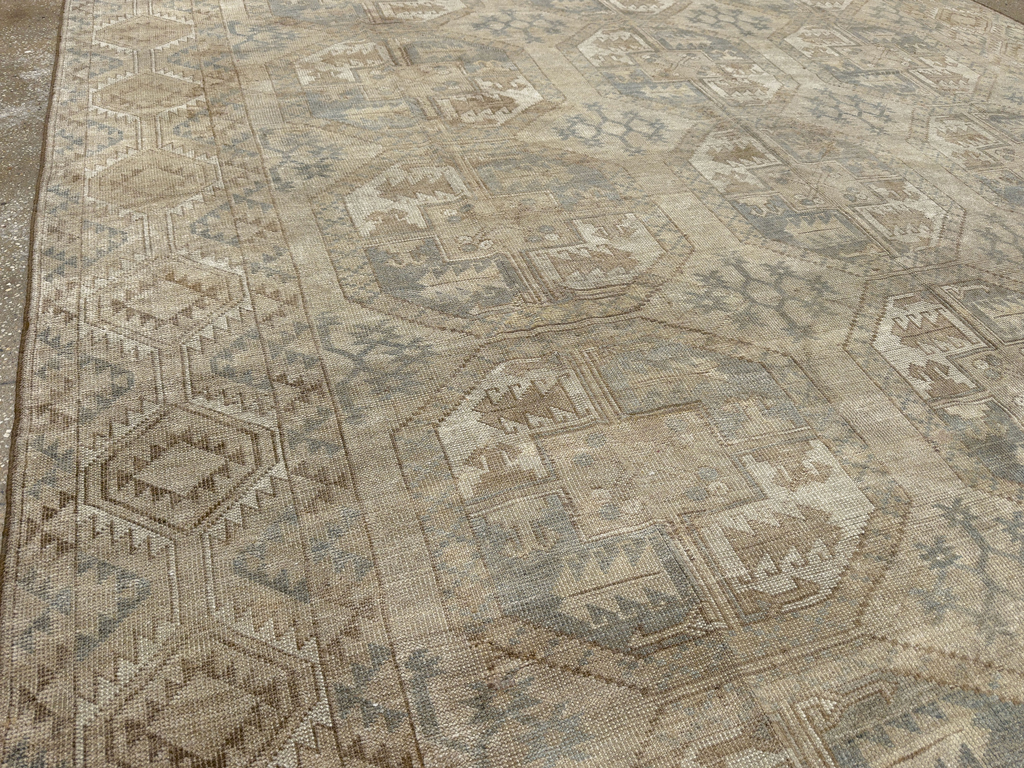 Vintage Central Asian Turkoman Room Size Carpet, No.33724 - Gss