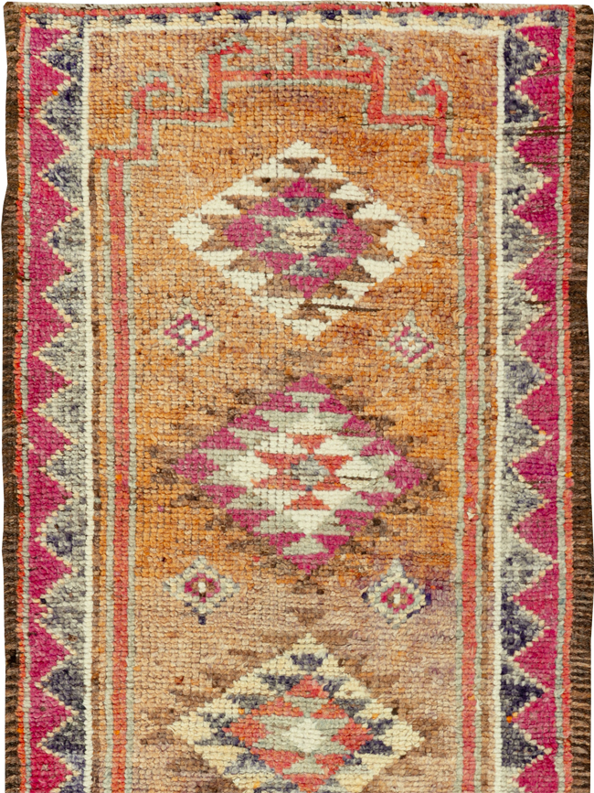Vintage Turkish Anatolian Runner, No.33726 - Gss