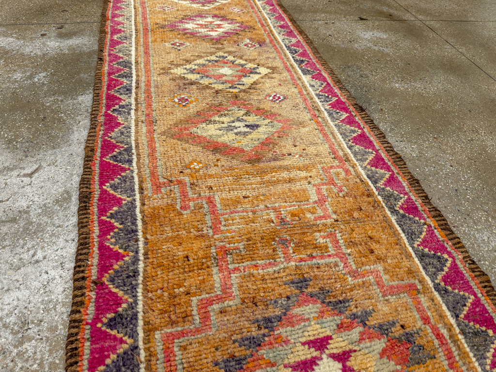 Vintage Turkish Anatolian Runner, No.33726 - Gss