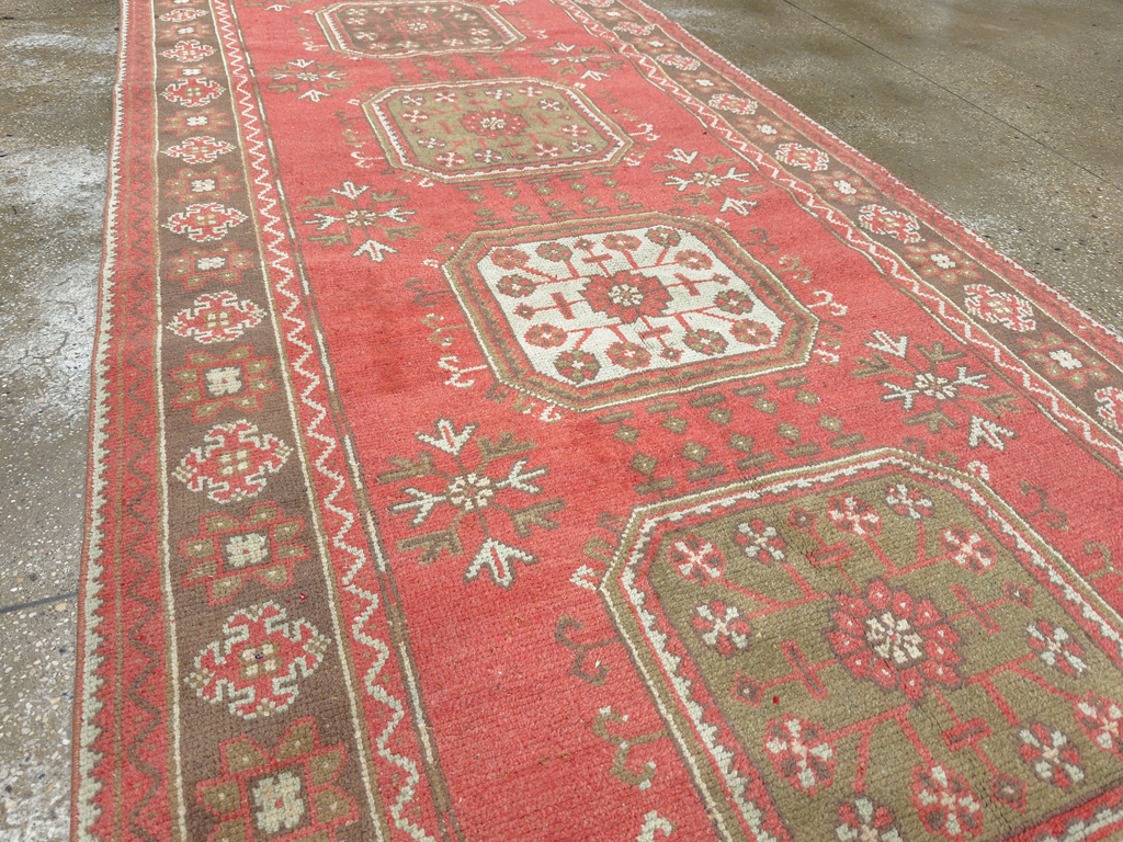 Vintage Turkish Anatolian Wide Gallery Runner, No.33735 - Gss