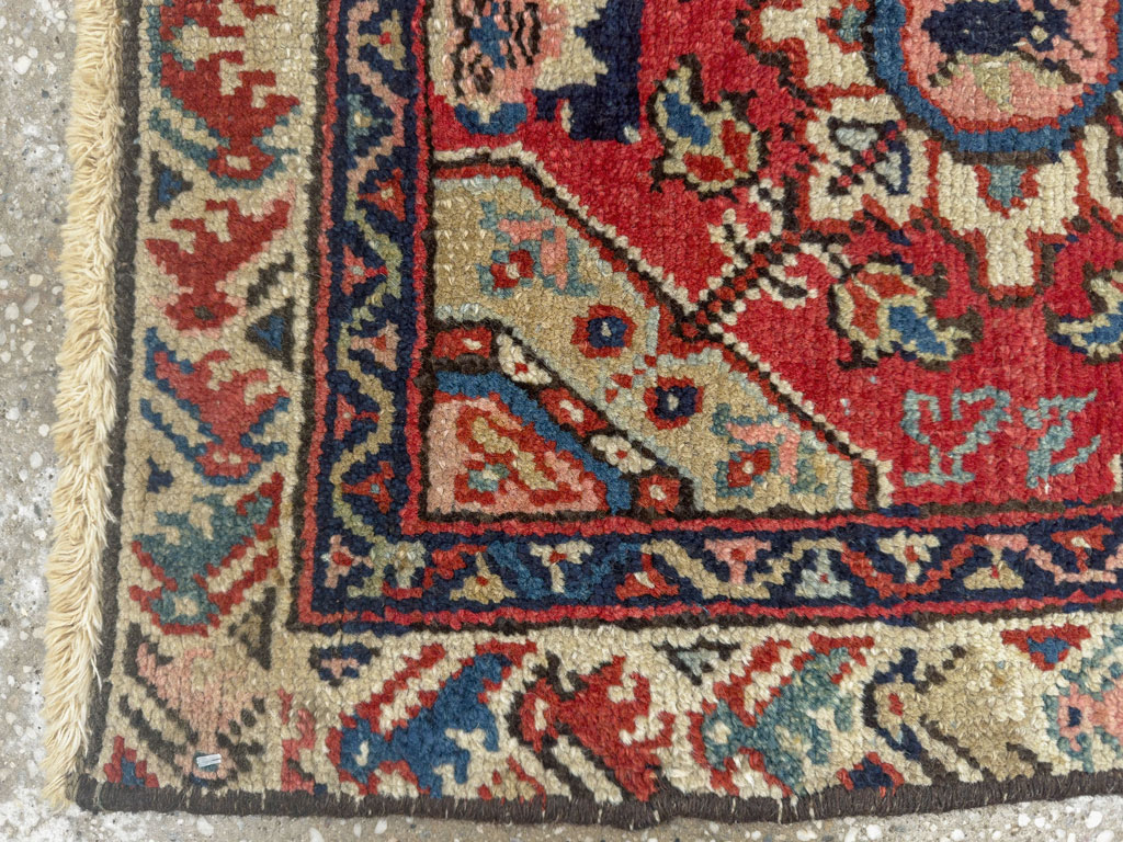 Antique Persian Pictorial Heriz Rug, No.33788 - Gss