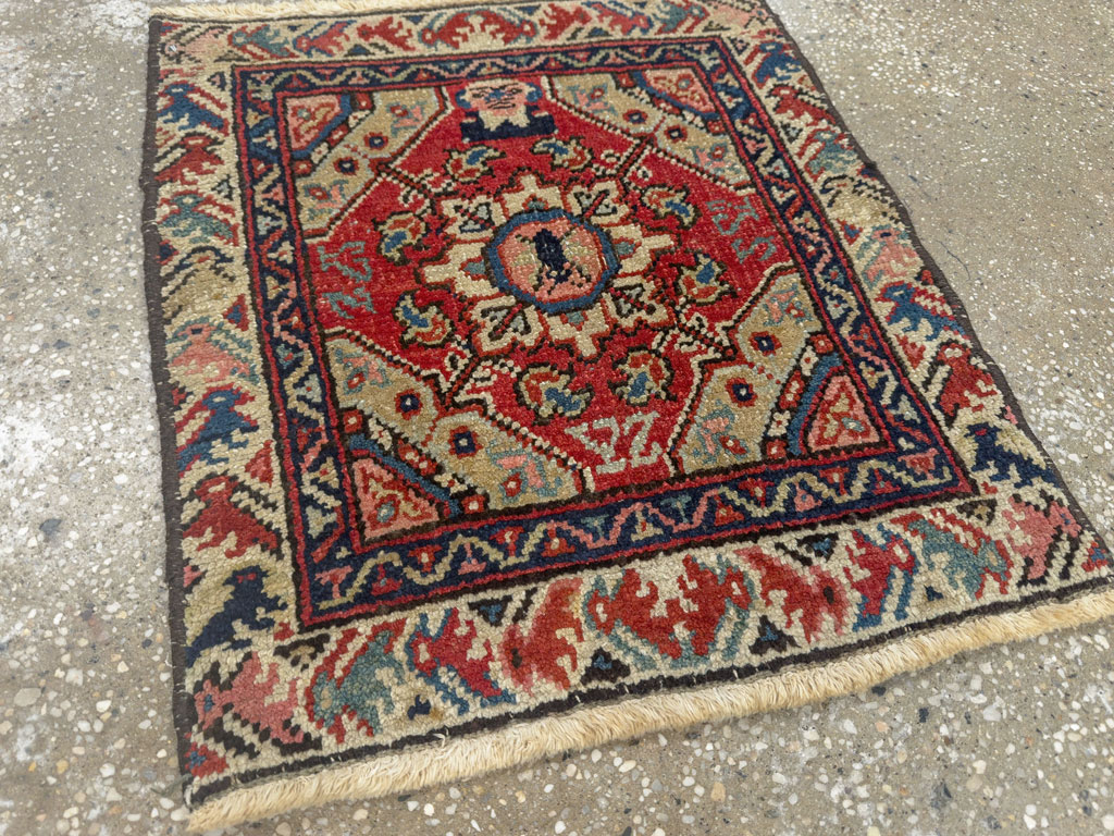 Antique Persian Pictorial Heriz Rug, No.33788 - Gss