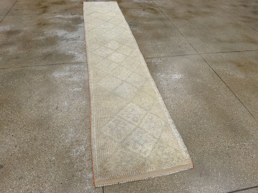 Vintage Turkish Anatolian Runner, No.33799 - Gss