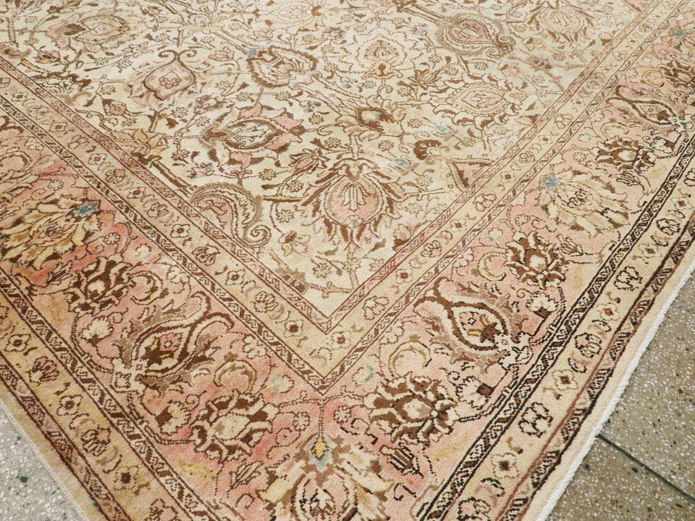 Antique Persian Tabriz Carpet, No.8111 - Gss