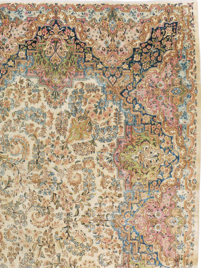 Vintage Persian Kerman Carpet, No.8155 - Gss