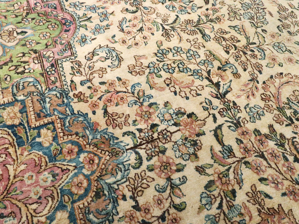 Vintage Persian Kerman Carpet, No.8155 - Gss