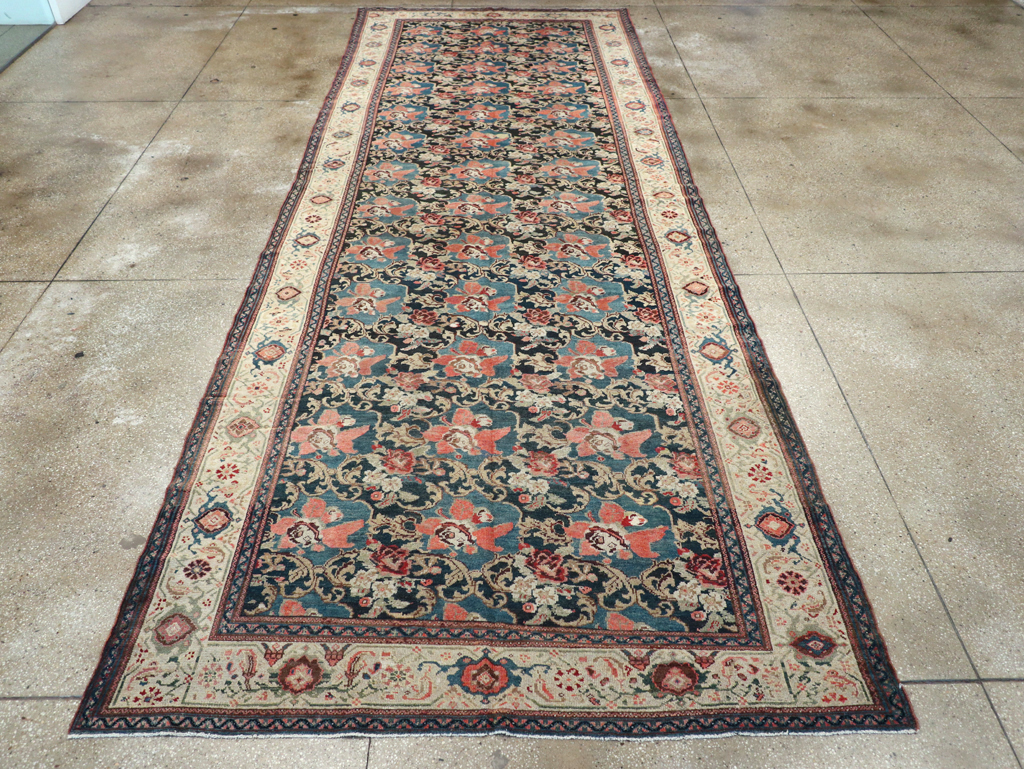 Antique Persian Malayer Gallery Carpet, No.8241 - Gss