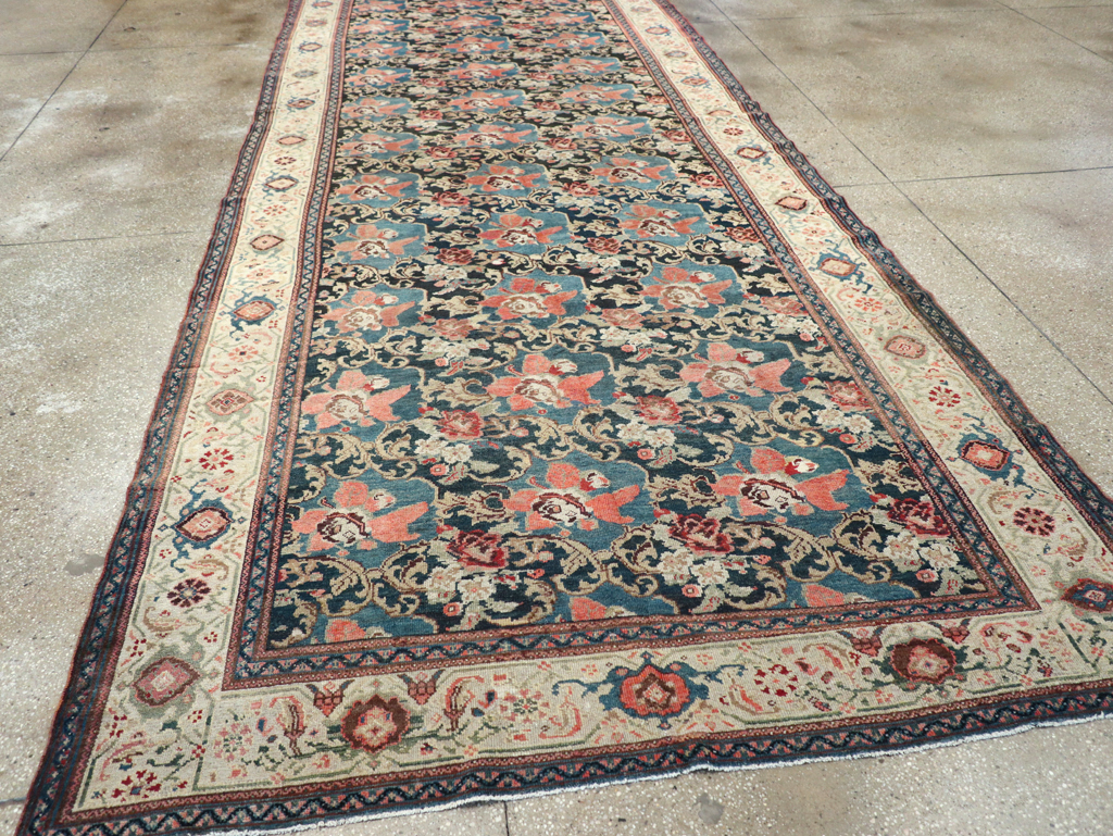 Antique Persian Malayer Gallery Carpet, No.8241 - Gss