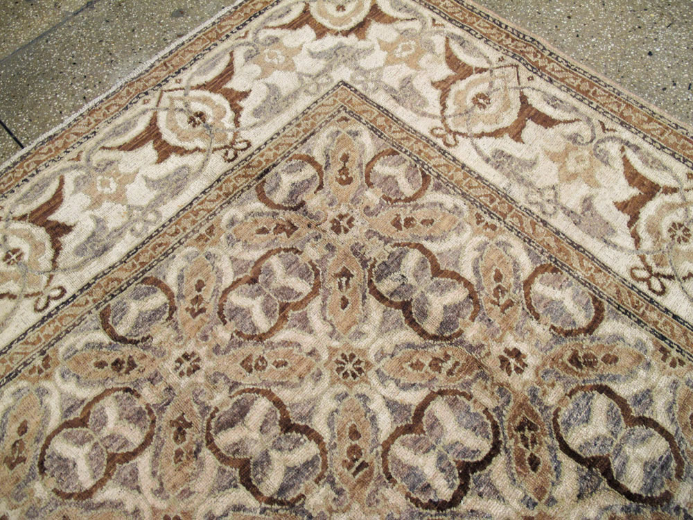 Antique Indian Lahore Room Size Carpet, No.8258 - Gss