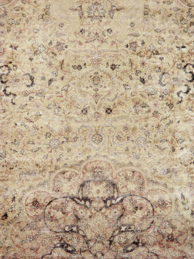 Antique Turkish Sivas Carpet, No.8322 - Gss