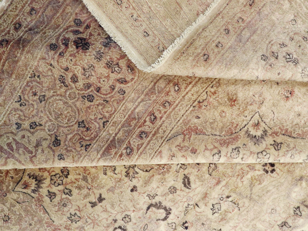 Antique Turkish Sivas Carpet, No.8322 - Gss