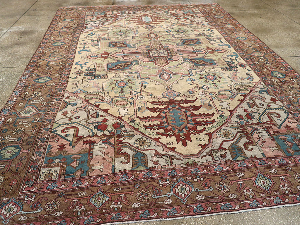 Antique Persian Serapi Carpet, No.8356 - Gss