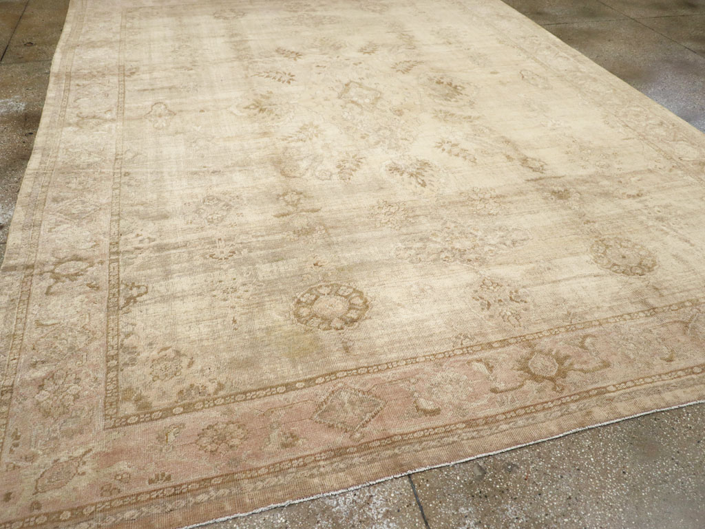 Antique Persian Sultanabad Carpet, No.8383 - Gss