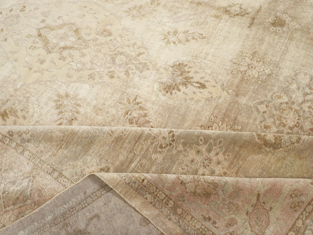 Antique Persian Sultanabad Carpet, No.8383 - Gss