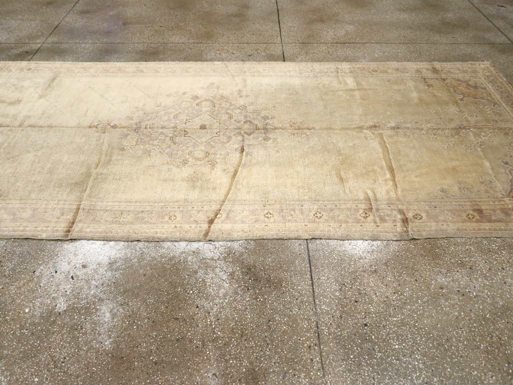 Antique Turkish Oushak Gallery Carpet, No.8404 - Gss