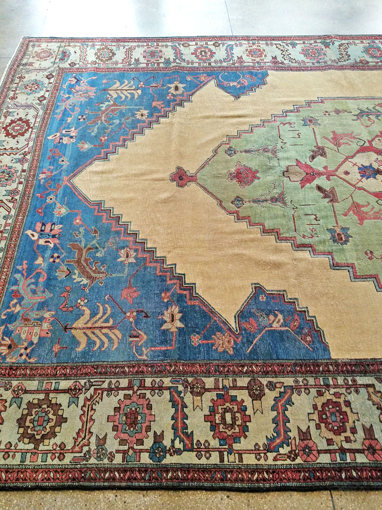 Antique Persian Bakshaish Carpet, No.8455 - Gss