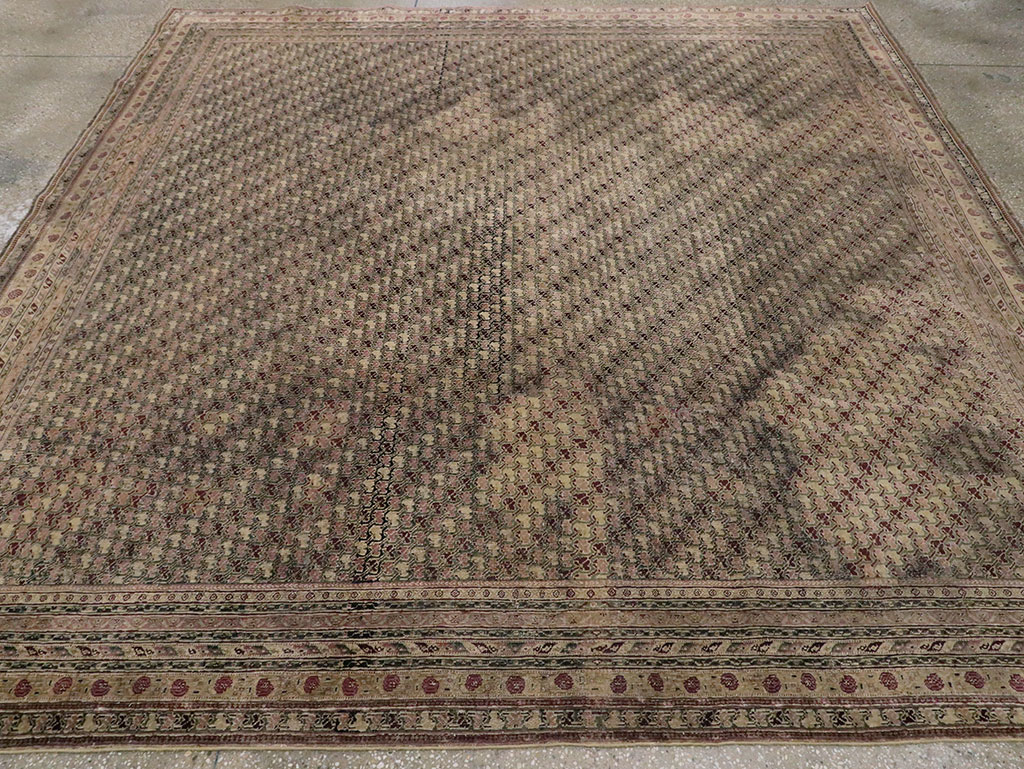 Antique Indian Agra Square Carpet, No.8541 - Gss