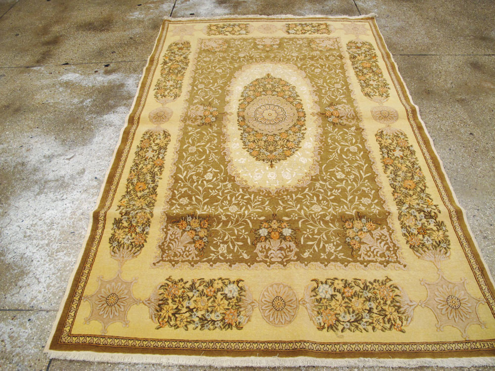 Vintage Turkish Herekeh Carpet, No.8570 - Gss