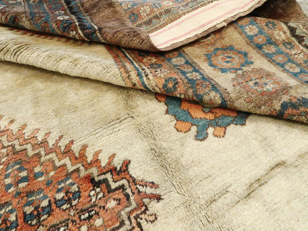 Antique Persian Bakshaish Carpet, No.8610 - Gss