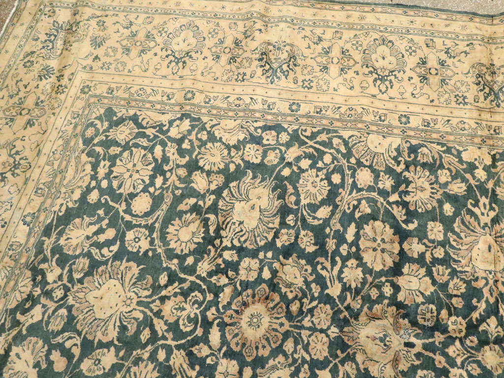 Antique Persian Sarouk Carpet, No.8616 - Gss